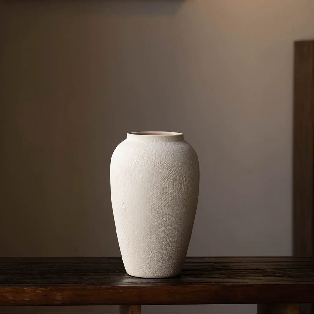 Textured White Ceramic Vase Tall — Size: As show; Color: White Low 28*17cm